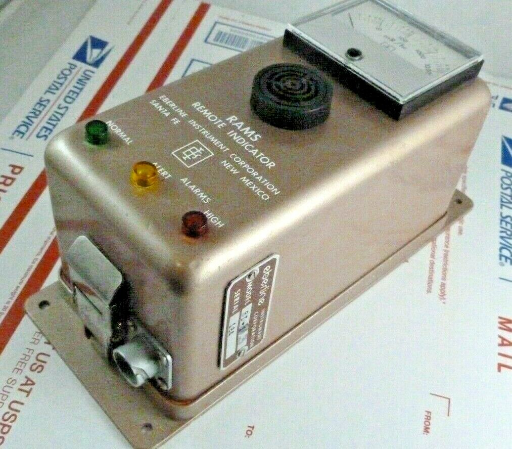 Vintage Eberline RAMS Remote Indicator Radiation Gamma Meter Geiger Counter RI-1