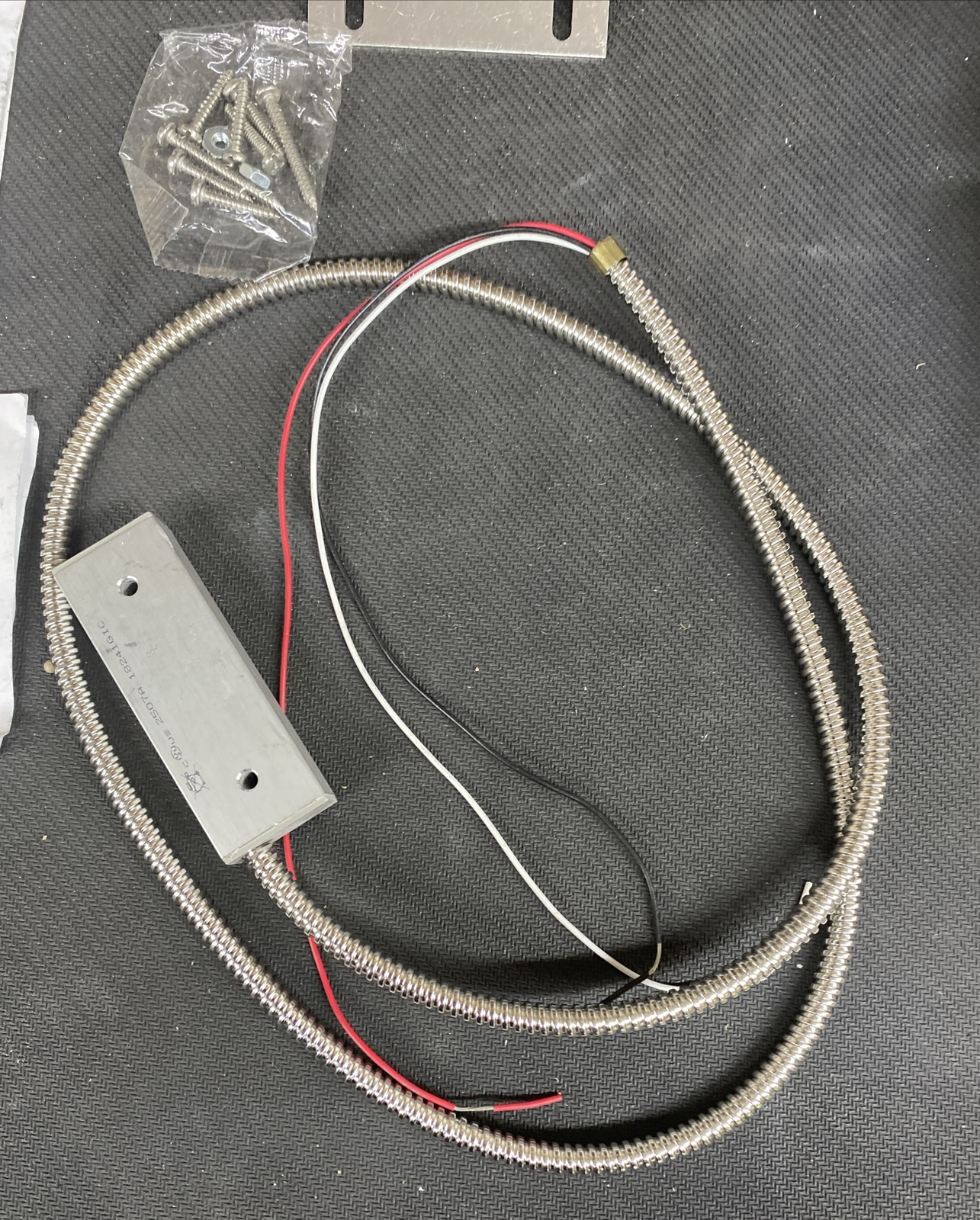 New Sentrol 2505A-L Surface Mount High Security Contact