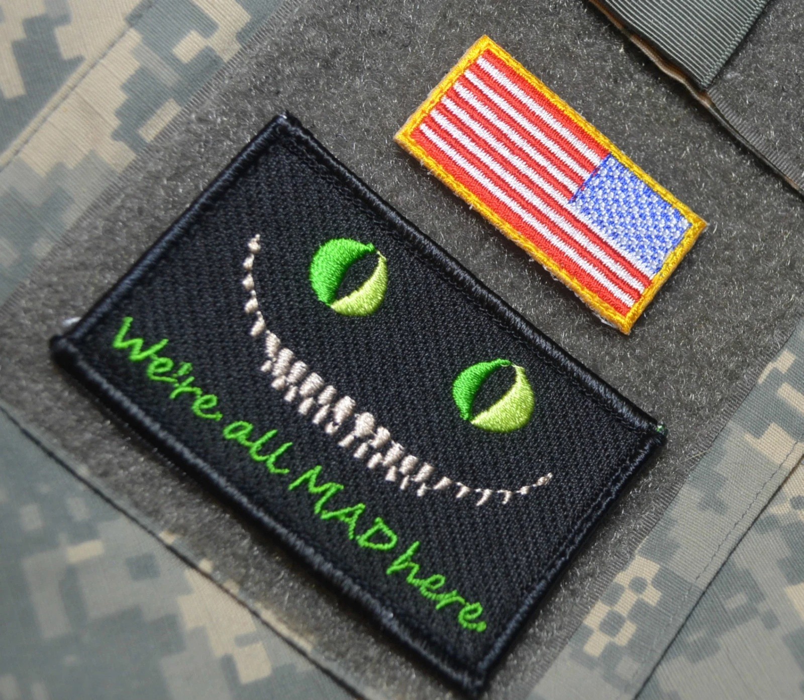 ISAF AFSOC PJ PEDRO CRO vêlkrö 2-PC: 2" FLAG + CHESHIRE CAT WE'RE ALL MAD HERE