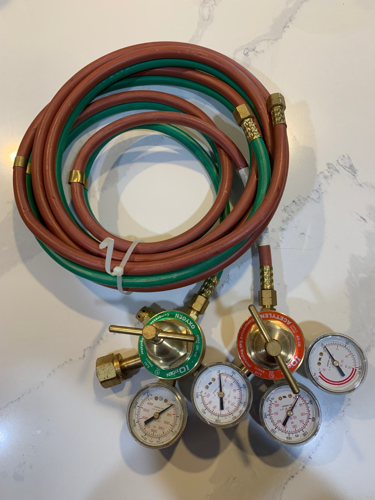 IOxygen OR-VM & AR-VM Compressed Gas Regulator 8J42 SA8317