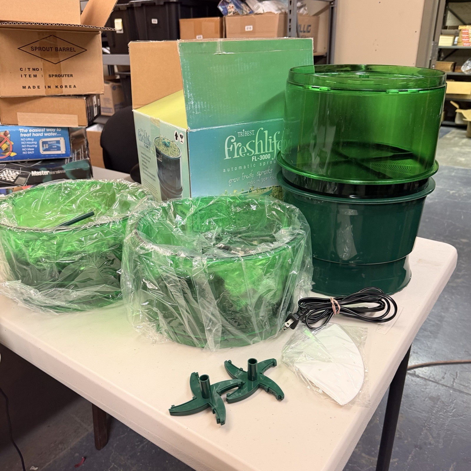 Tribest Freshlife 3000 Automatic Sprouter Grow Sprouts! FL-3000 NEW +2 Bins!!