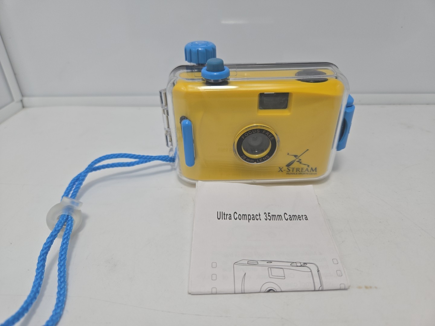 X STREAM PADDLE SPORTS GEAR Waterproof 35 mm Camera W/Box and Instructions.