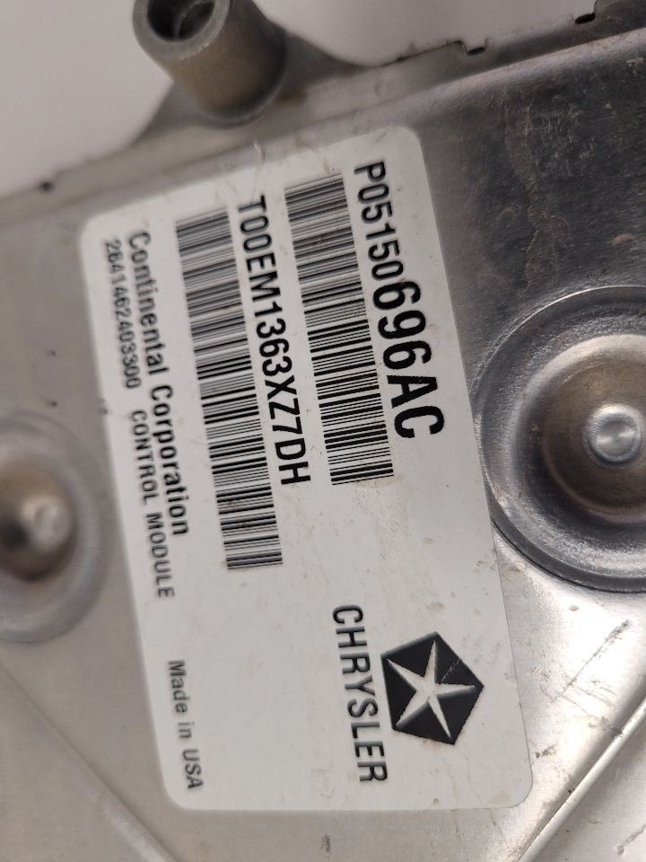 2013 Chrysler 300 Engine ECM Electronic Control Module 5.7L