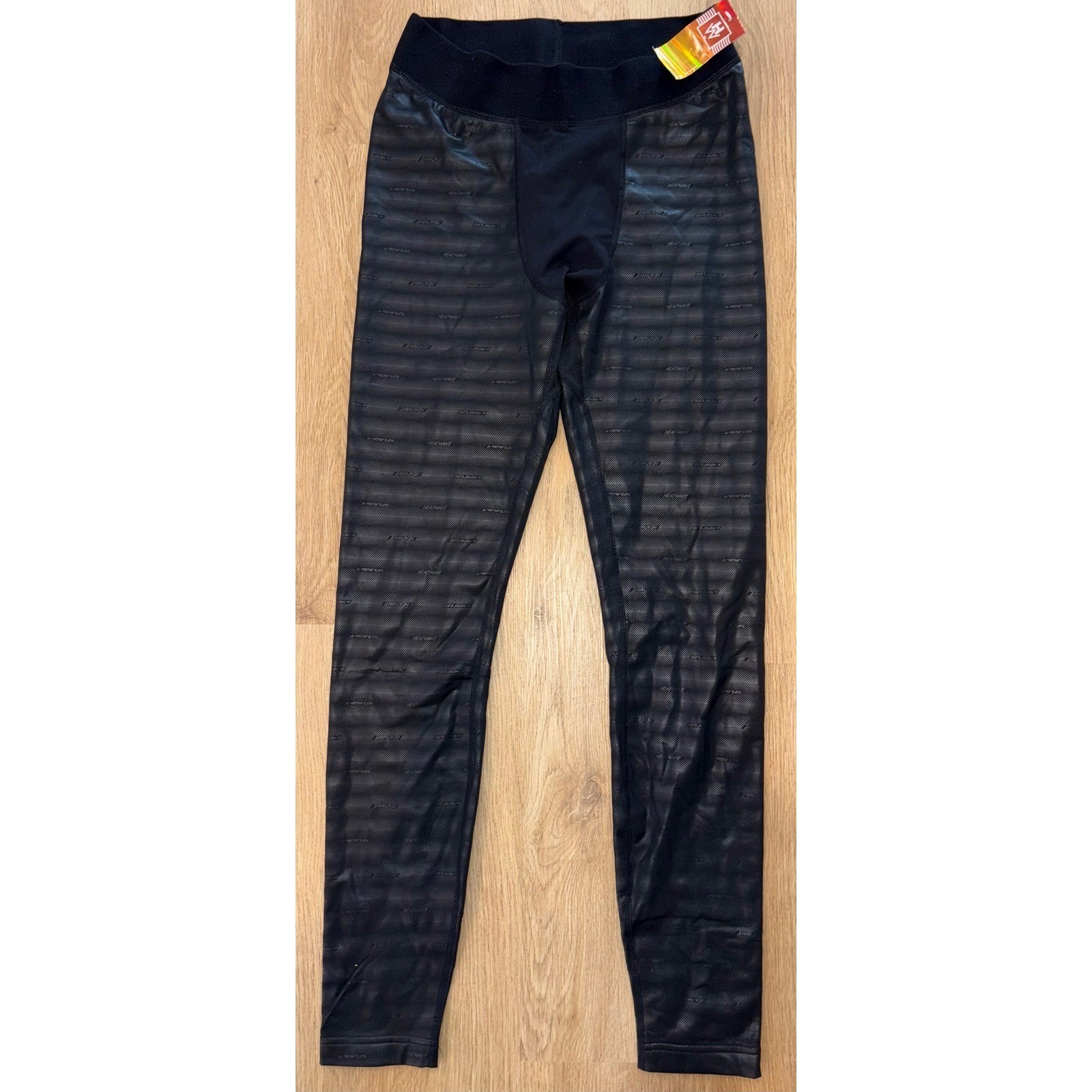 NWT Men's Seirus Heatwave Thermal Base - Small - Black