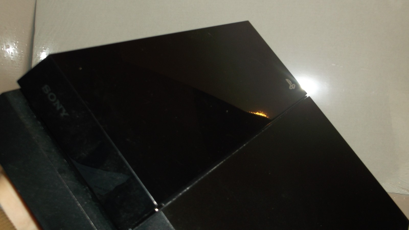 PS4 FAT CONSOLE WITH CONTROLLER