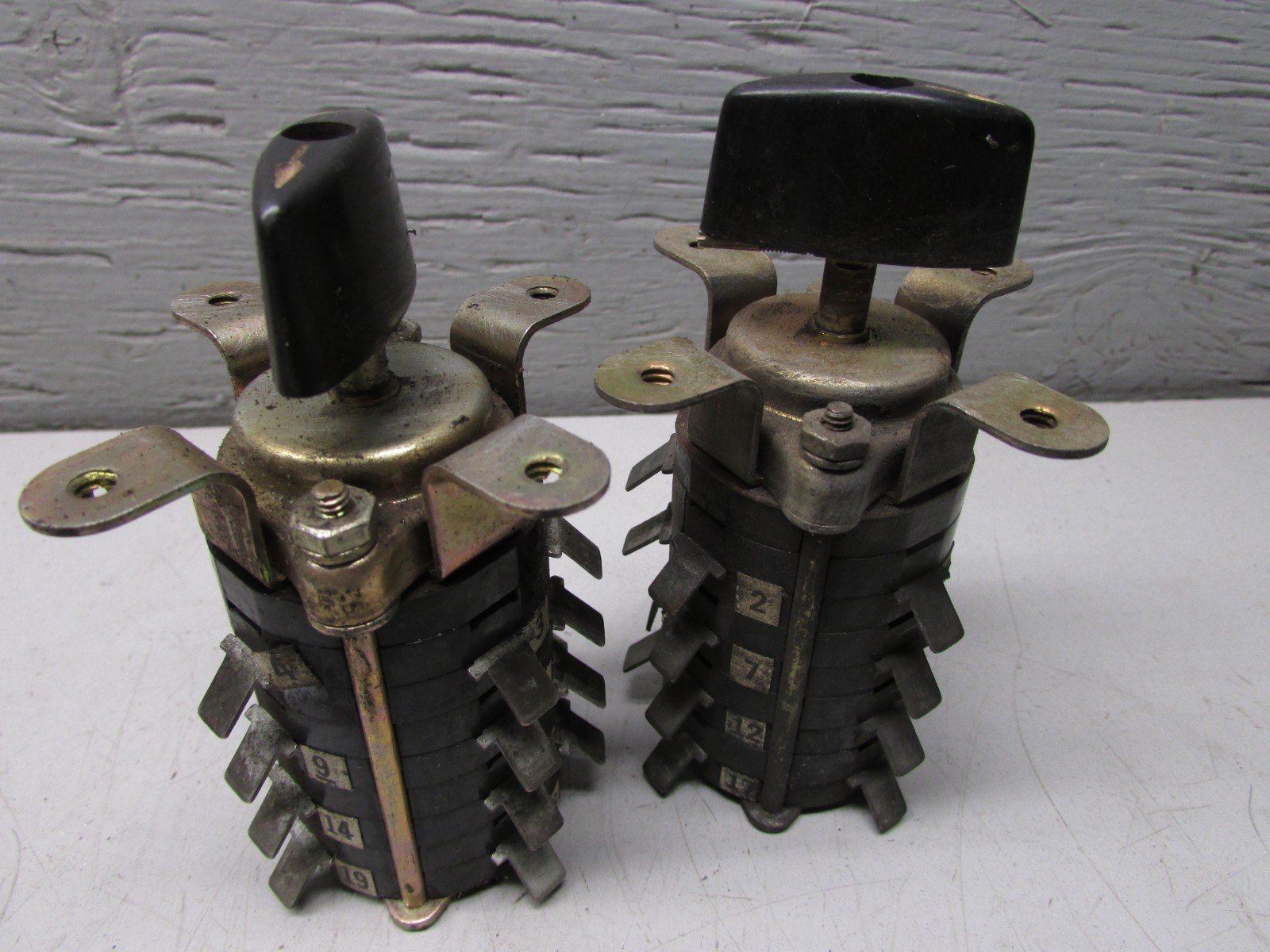 Electroswitch 101404LA Rotary Switch Series 101 Lot of 2!