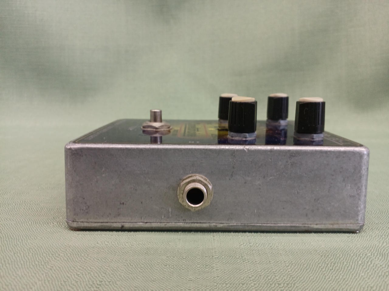 Albit GC-1 Compressor Effects Pedal Tested & Works 52810