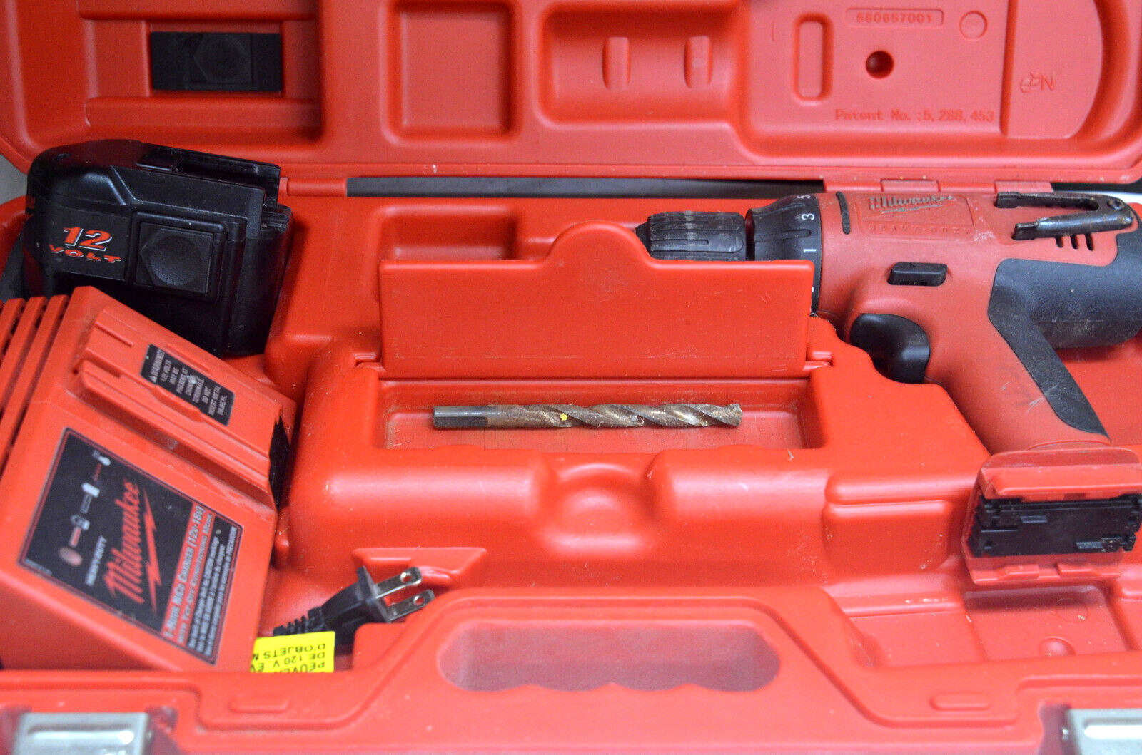 Milwaukee 0602-20 12V Driver-Drill With Battery & Charger in Case       (2-C)