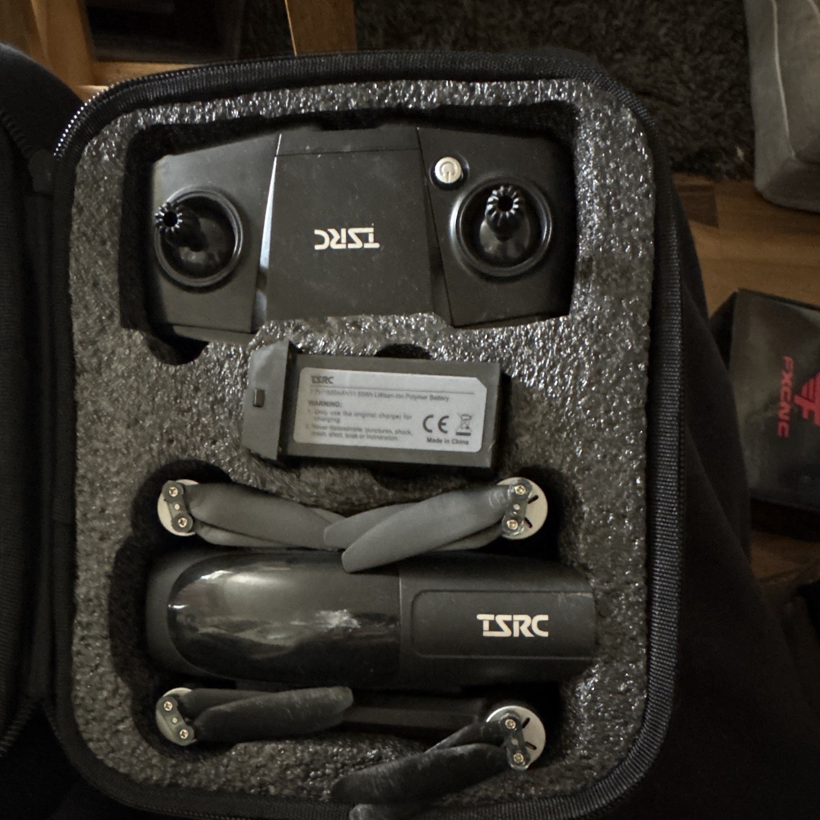 TSRC A77 Foldable Black Quadcopter Drone w/ Remote Controller Battery & Case