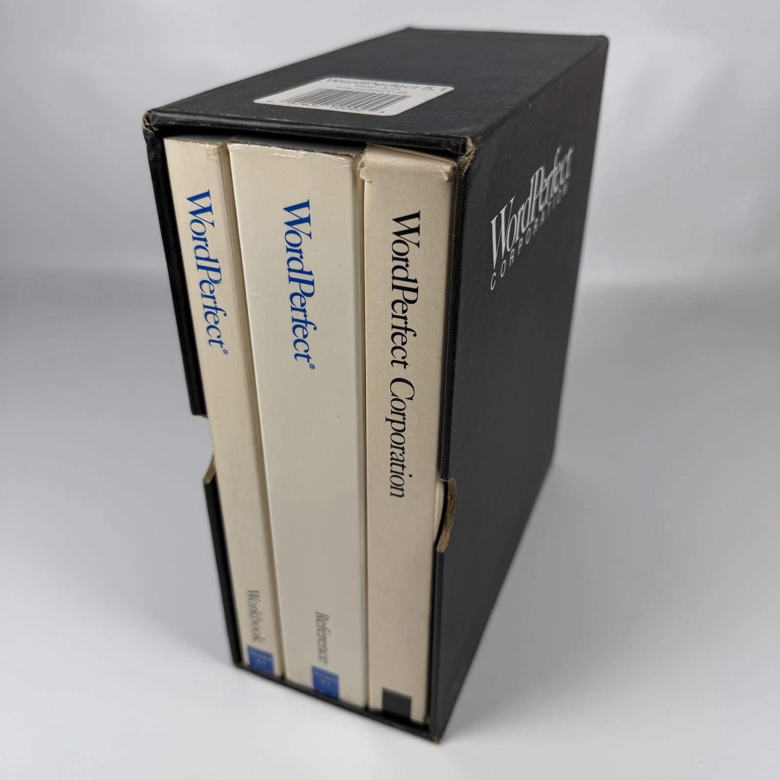 WordPerfect 5.1 for DOS - 1991 w/5.25 Diskettes, Workbook, Reference Manual