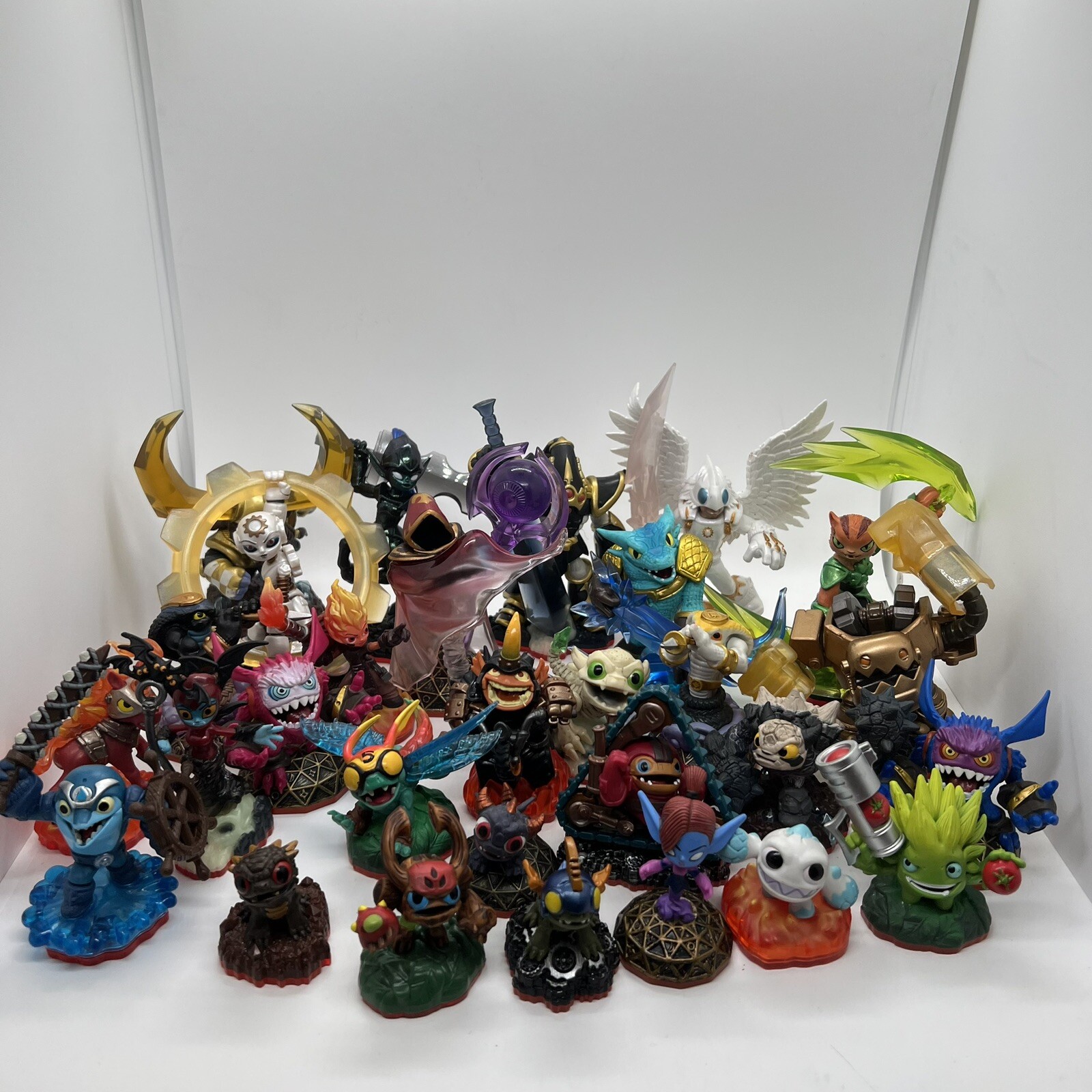 Skylanders Trap Team Characters & Traps Buy 3 Get 1 Free, Free Shipping On 2+