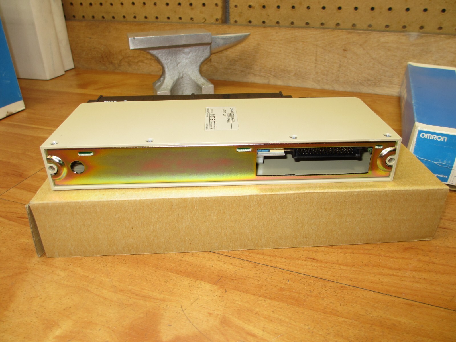 Omron C500-OA223 *NEW* Output Unit Module Sysmac PLC *USA SHIP*