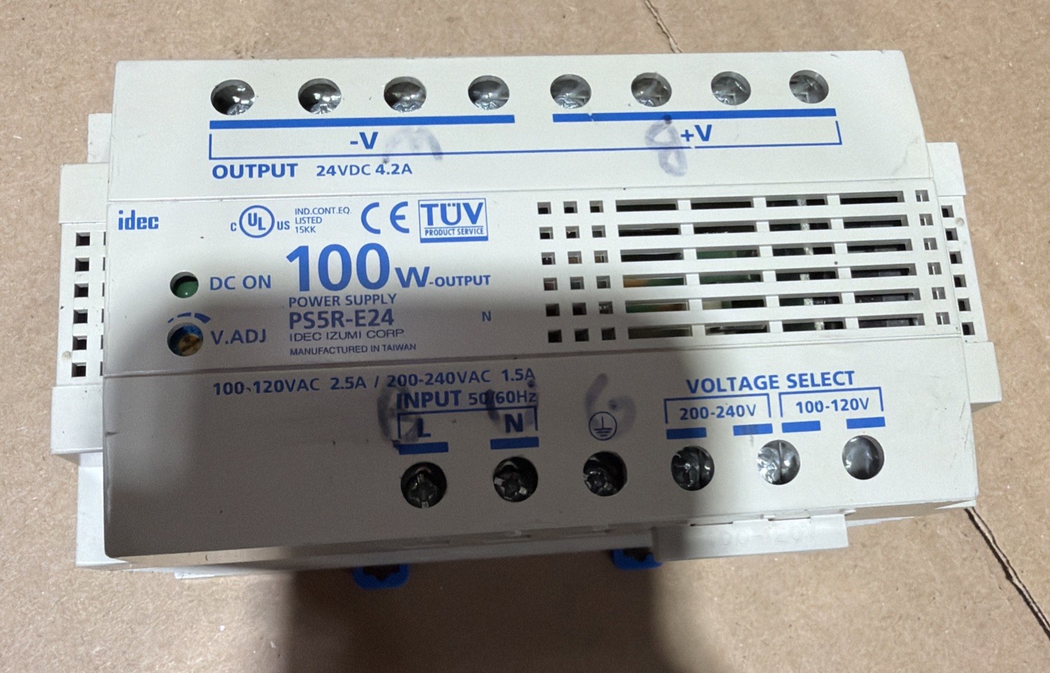 Idec PS5R-E24 Power Supply