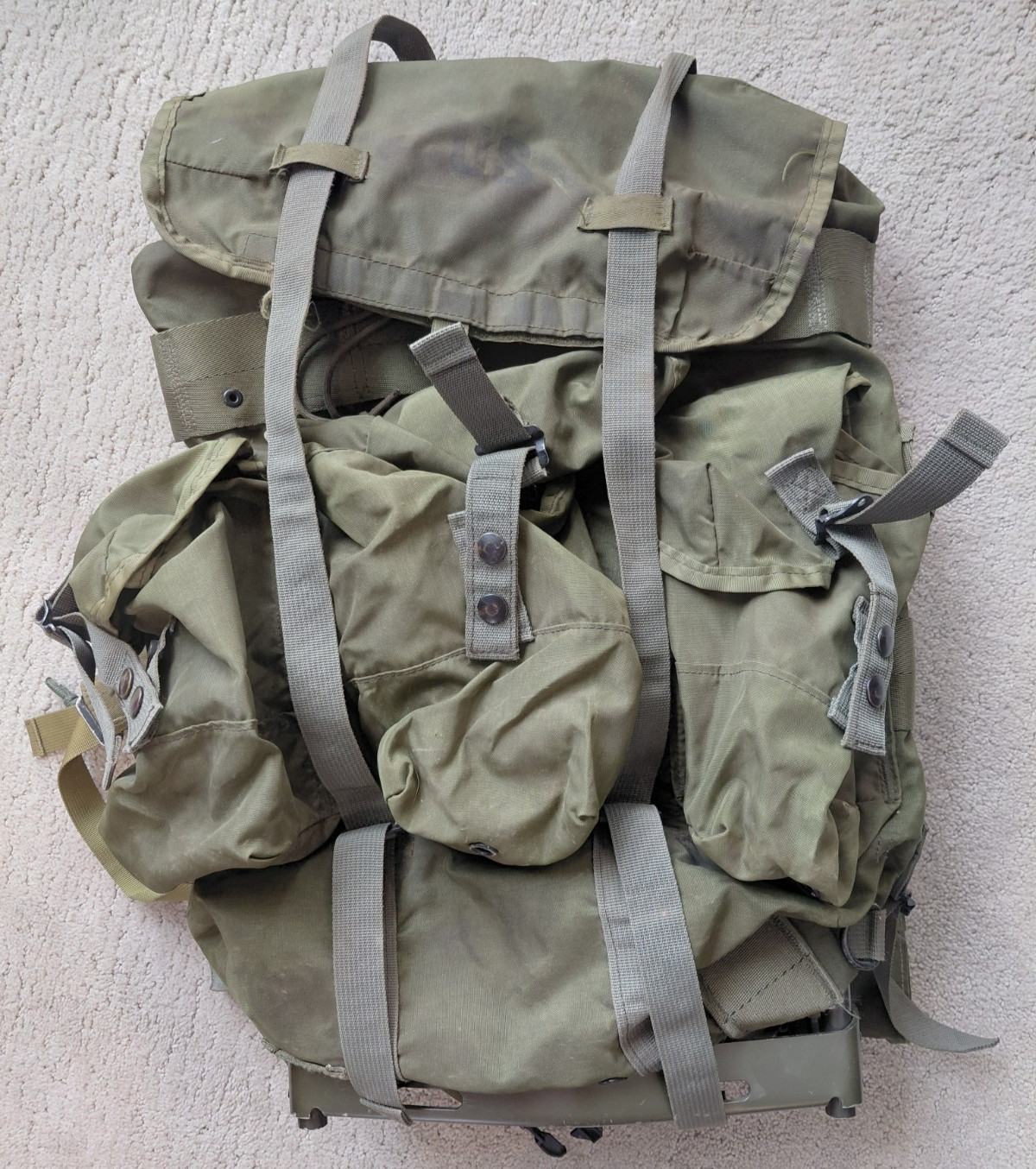 Vintage US Army Field Pack Combat LC-1 Medium ALICE Backpack with Frame & Strap