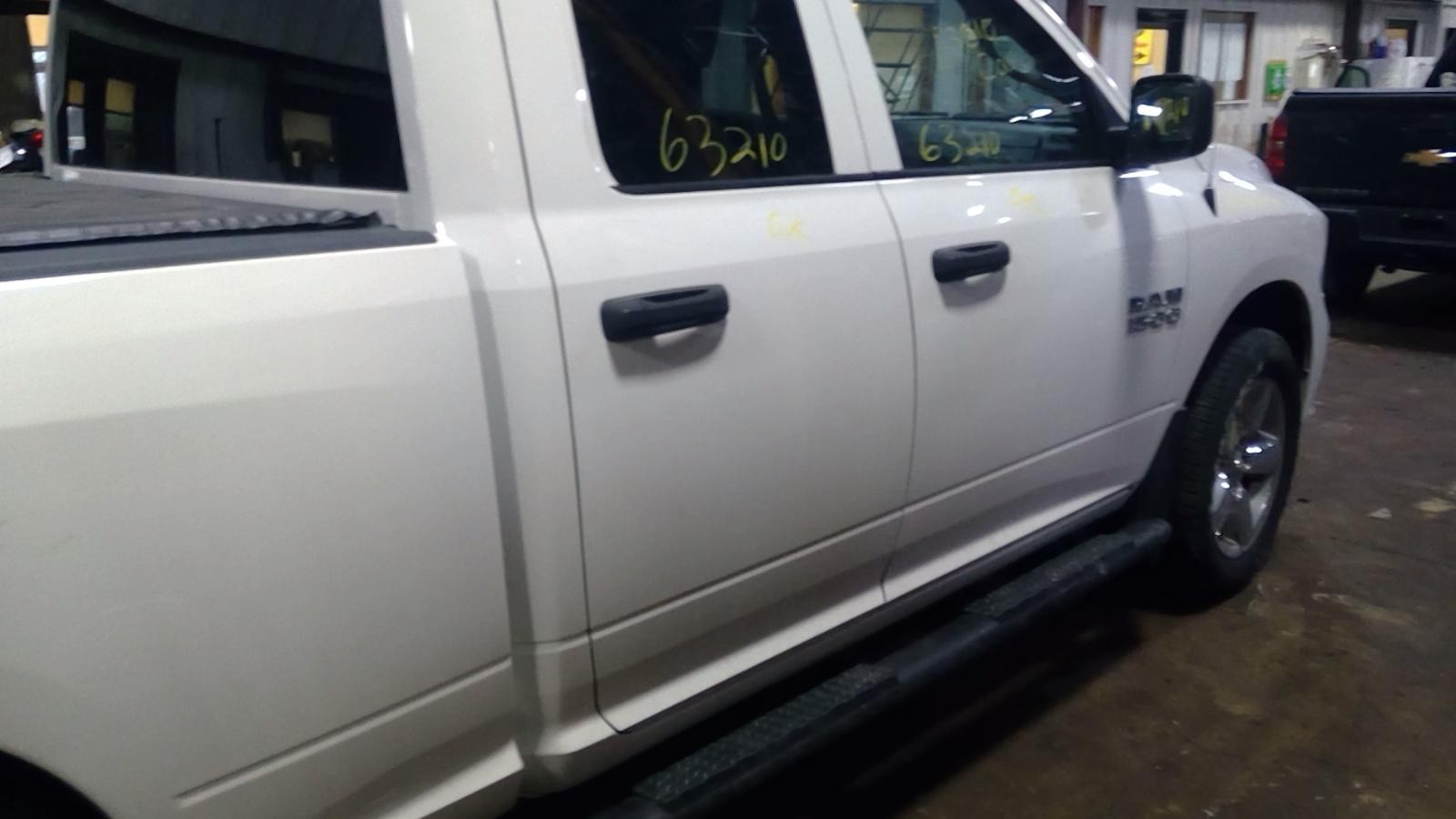 Used Floor Jack fits: 2018 Ram Dodge 1500 pickup Grade A
