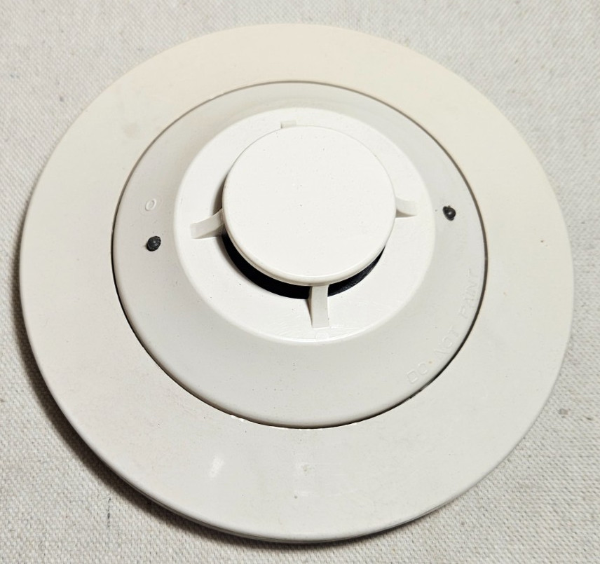 Mircom MIX-2251B Smoke Detector With Base