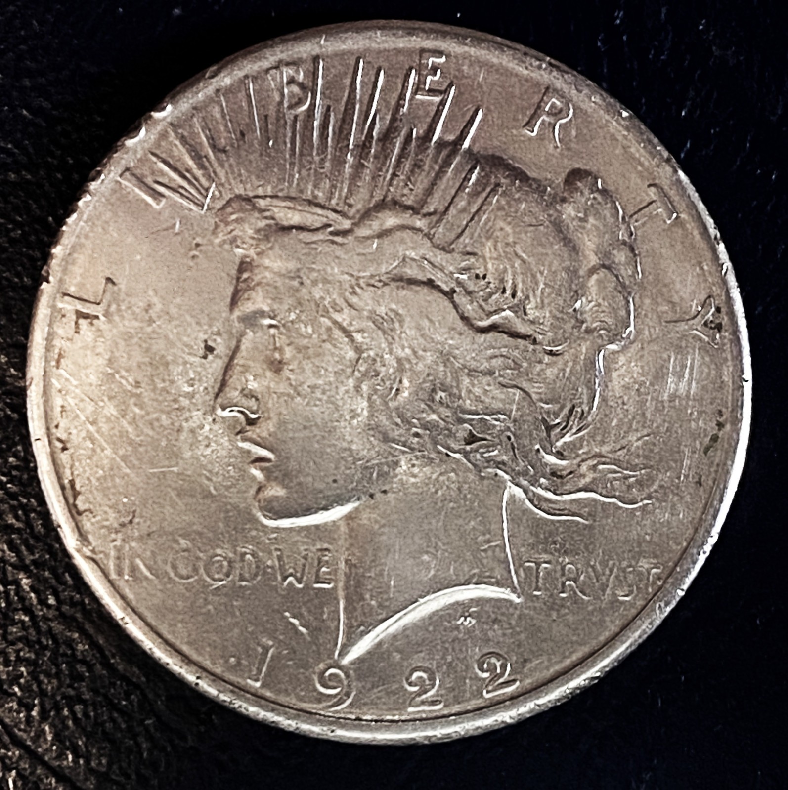 1922 D Peace 90% Silver Dollar 1