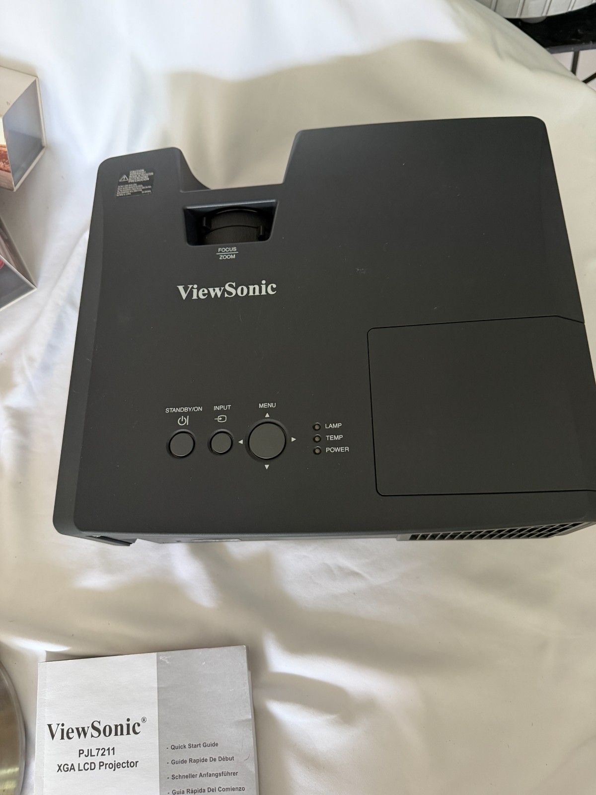 ViewSonic PJL7211 XGA LCD Projector TESTED WORKING