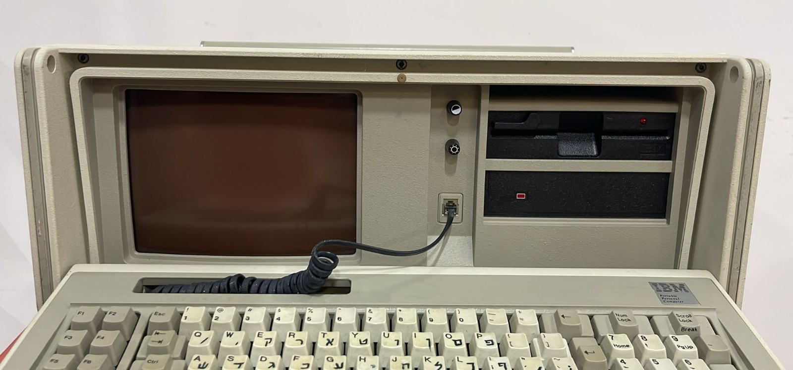 IBM Model 5155 Portable Personal Computer PC 640k Luggable Vintage 1981