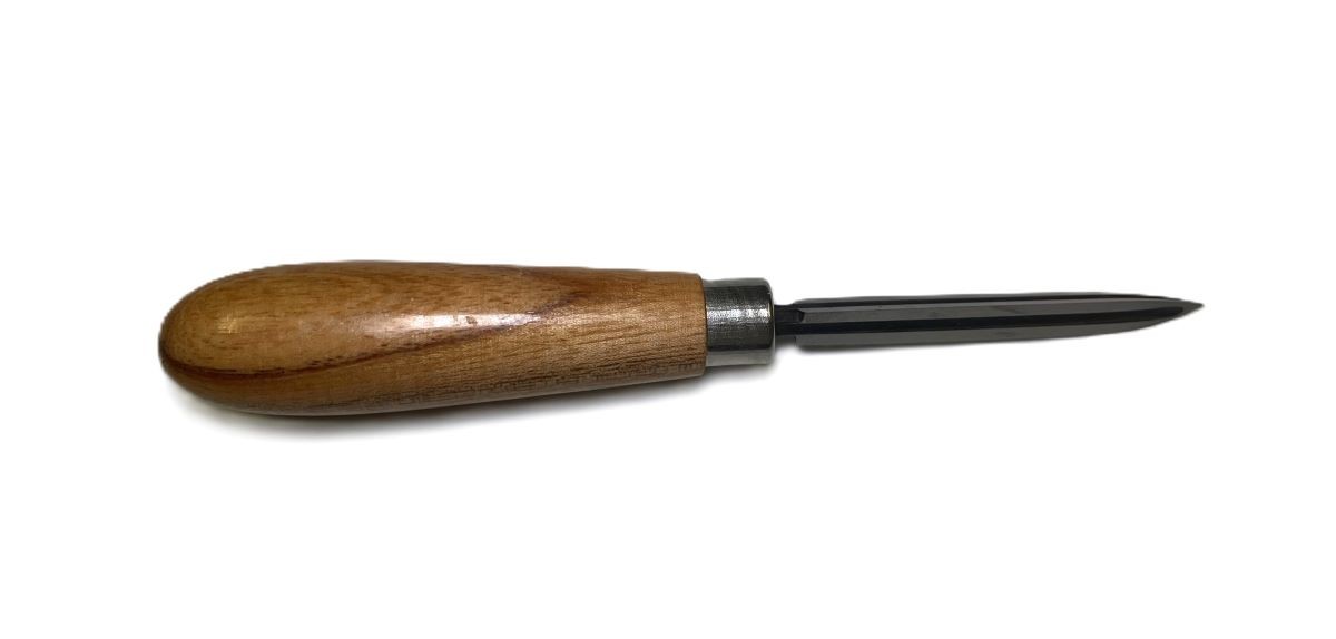 TRIANGULAR HOLLOW SCRAPER (2001-0210)