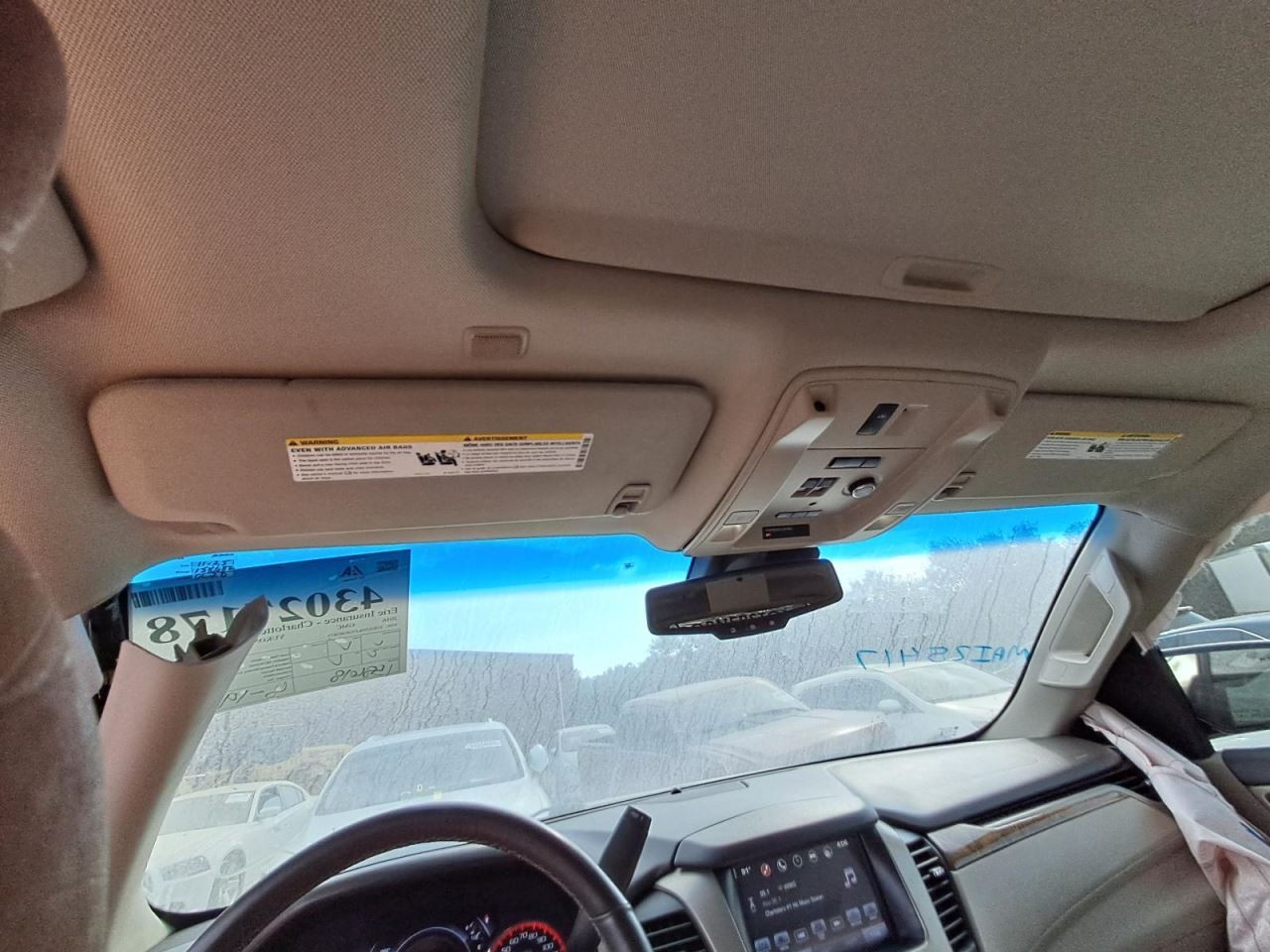 YUKONXL15 2016 Glove Box 4801636