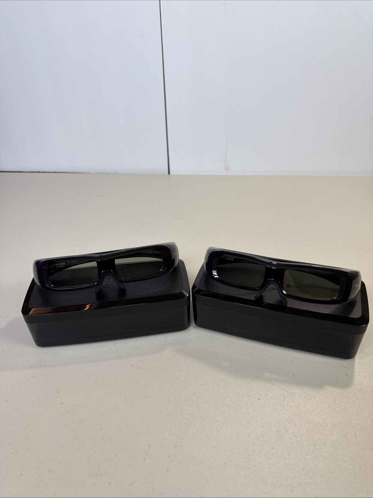 2 Panasonic TY-EW3D2M 3D Active Shutter Glasses UNTESTED/FOR PARTS