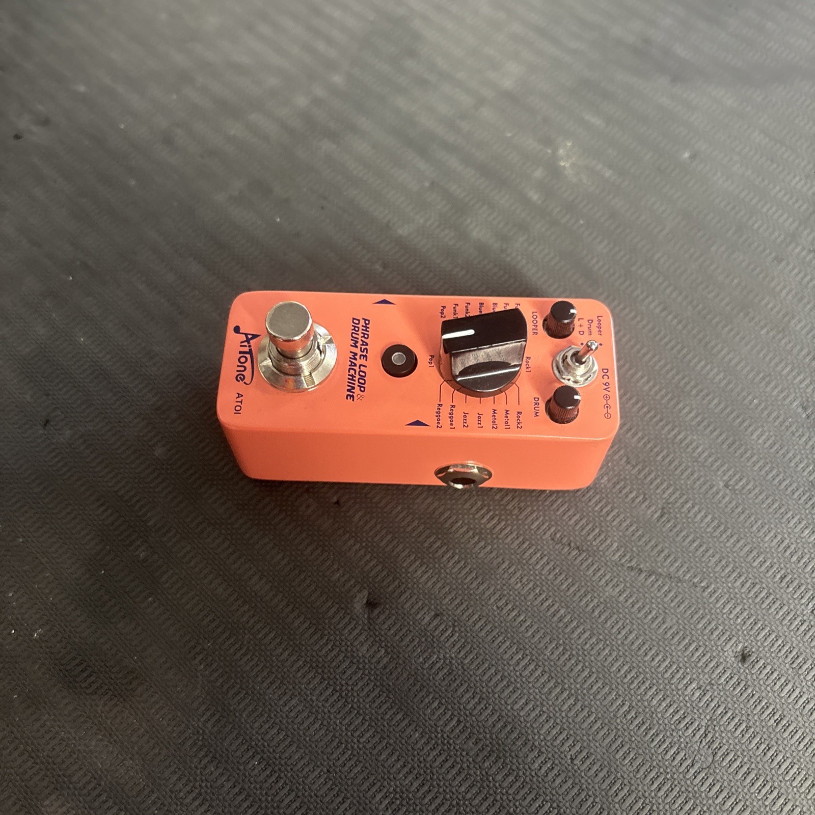 AITONE Looper Pedal w/Drum Machine 2in1 Loop Pedals tested USED