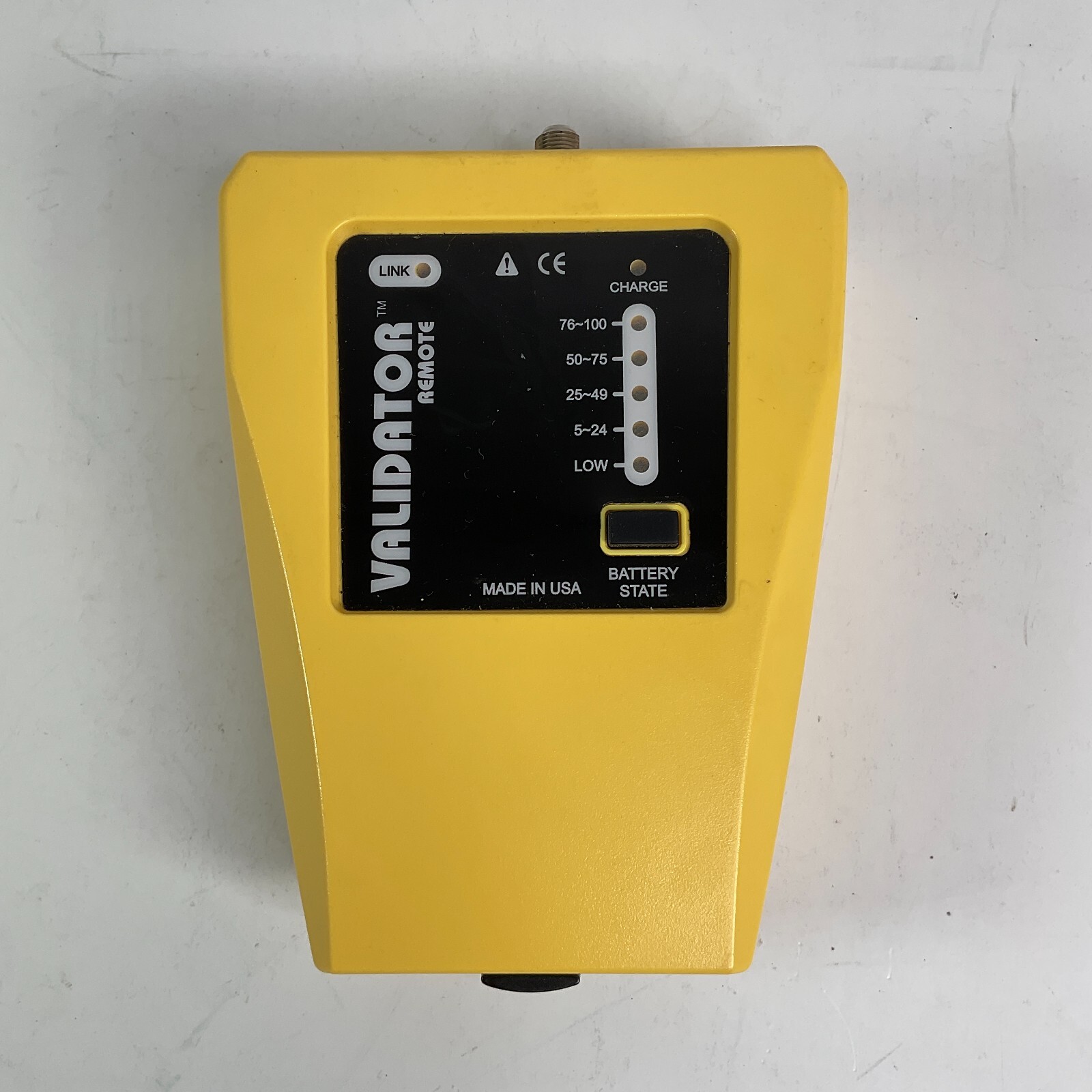 Test-Um Validator NT900 and Validator Remote NT93 Cable Tester with Carrying Bag