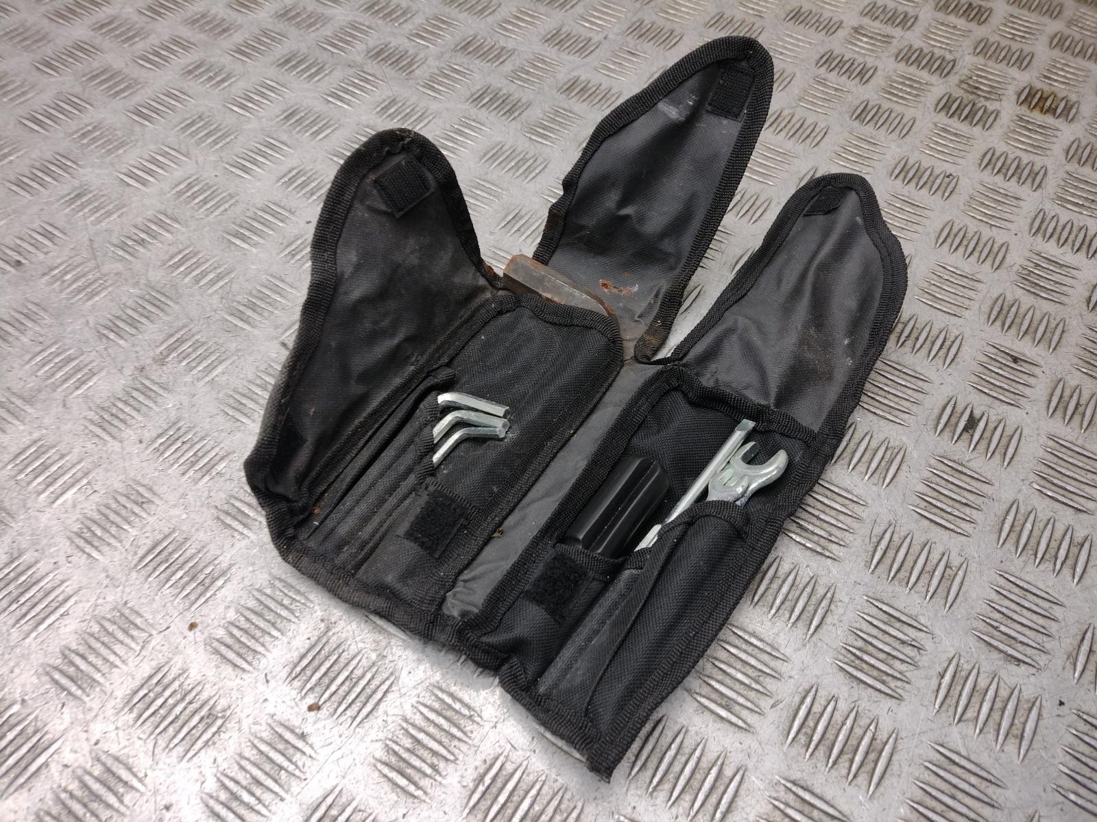 2015 TRIUMPH TROPHY TROPHY SE TOOLKIT