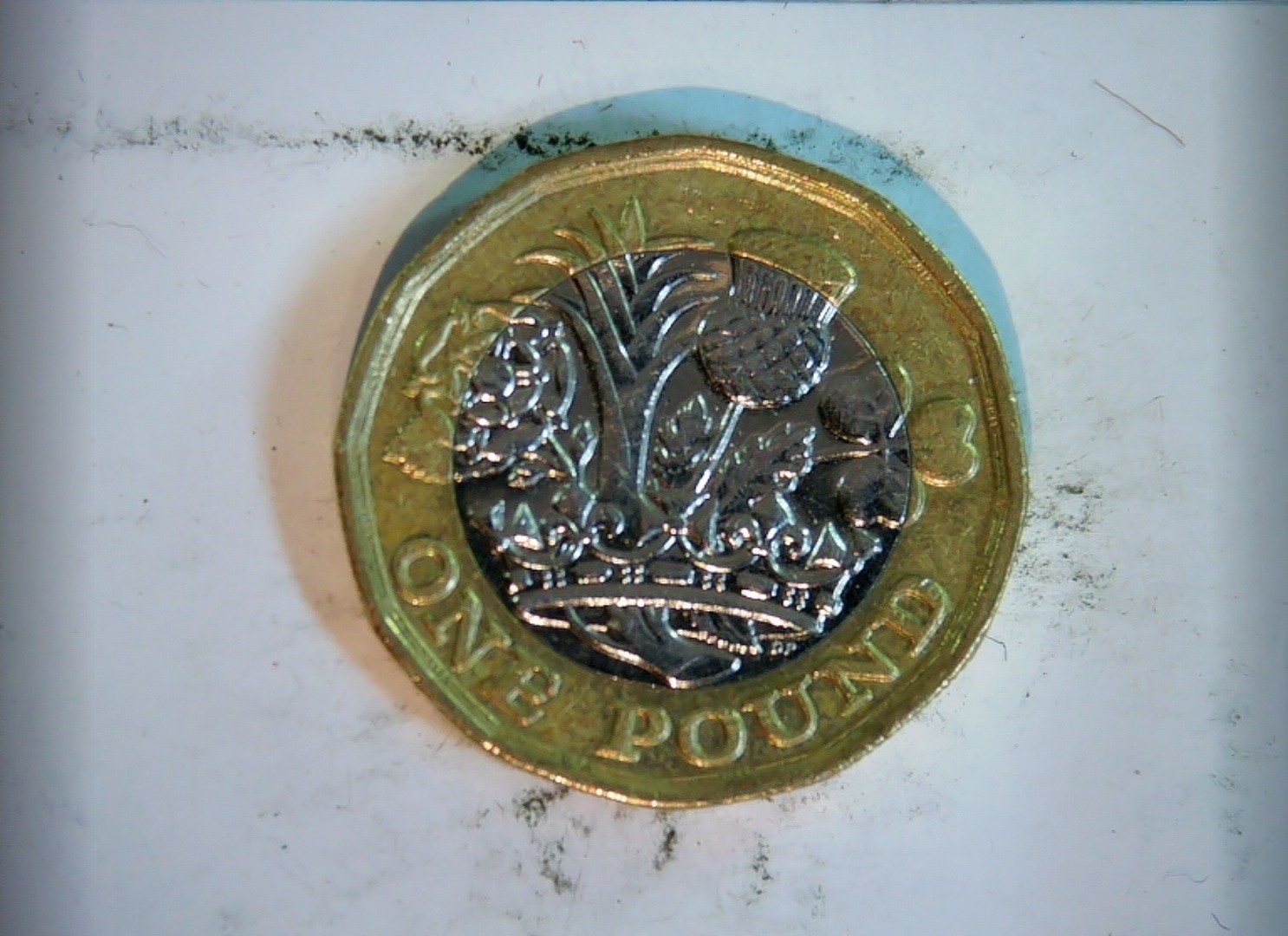 UK 2017 1 Pound UK One Pound (Royal Shield / Elizabeth II, 12-sided bimetallic)
