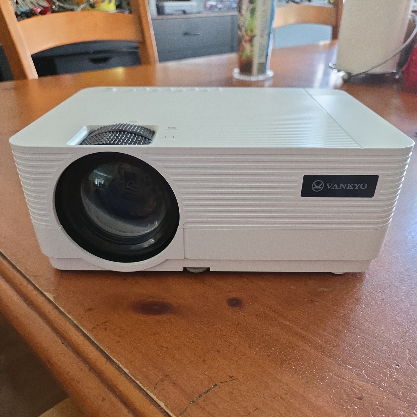 Vankyo - Leisure 470 Wireless Mini Projector - White No Cord