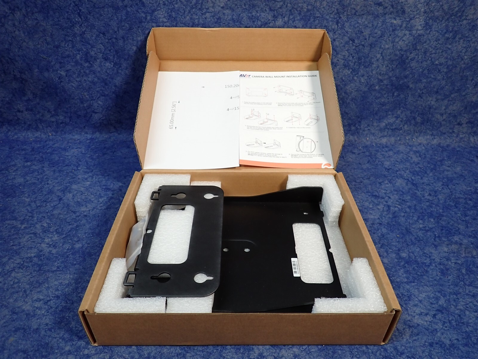 AVer COMSVCMNT Camera Wall Mount for PTZ & PTC/TR Series Cameras (H10)