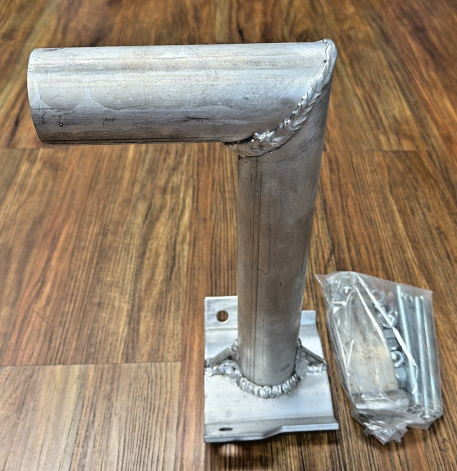 WideLite PM2 F-Unit Double Arm Pole Mount Assembly for Floodlight  *New in Box*