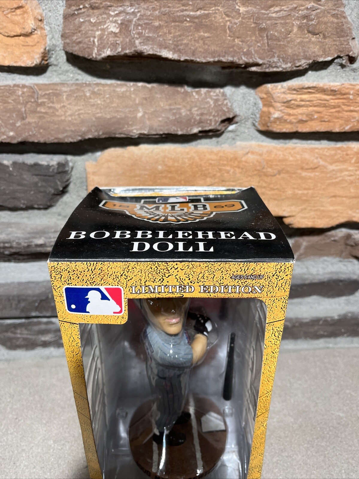 Doug Mientkiewicz Bobblehead 2004 Bobble Dobbles NIB