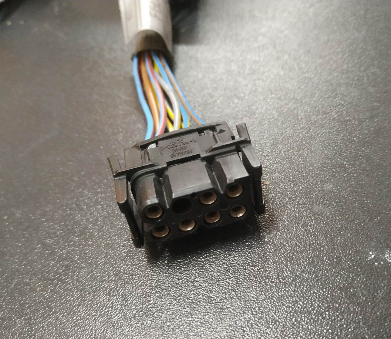 BMW tail light adapter wiring !!NEW!! !!GENUINE!! 61129404236