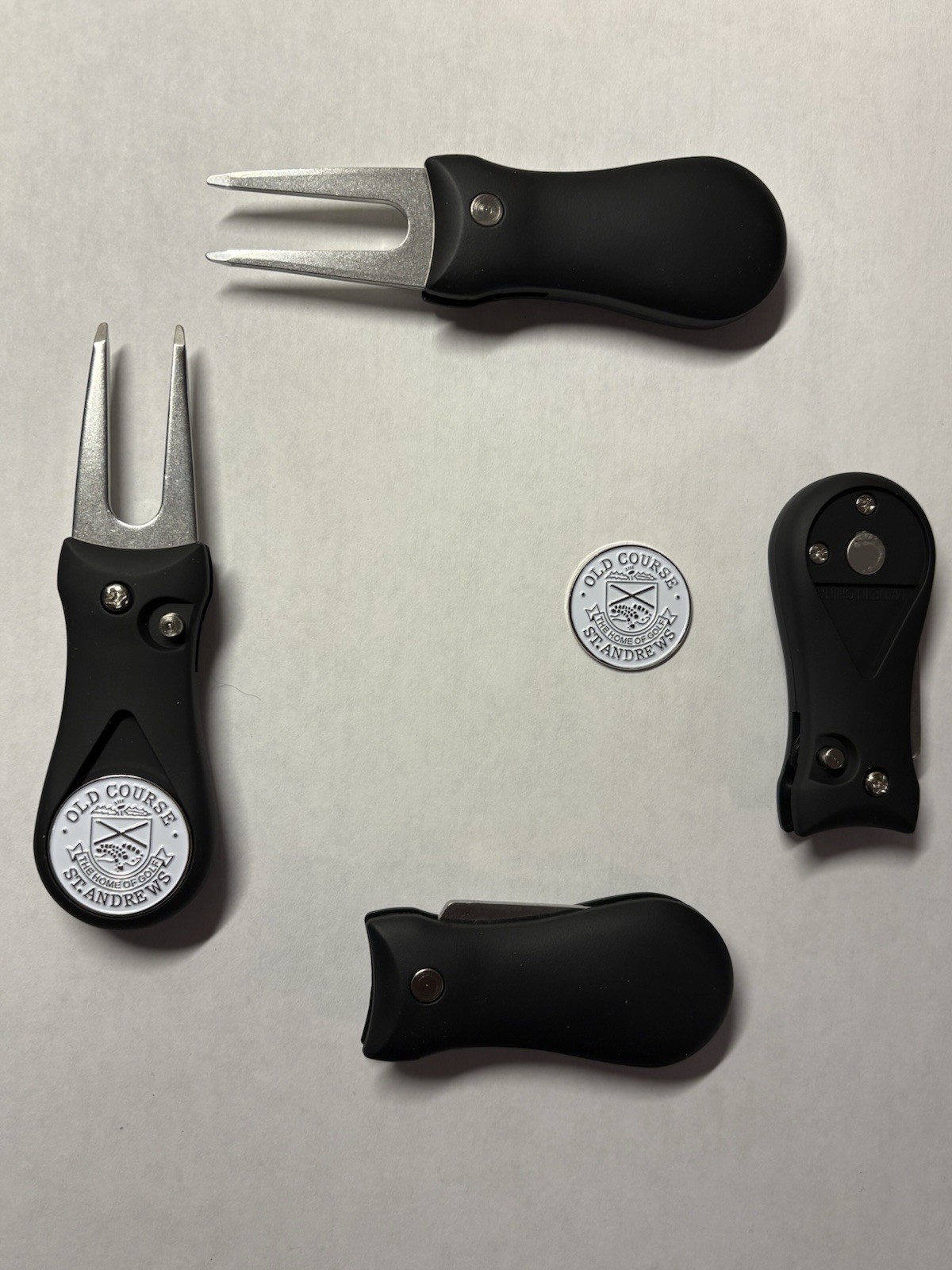 (1)  Switchblade Golf Divot Tool & (1) St Andrews Old Course 1" Coin Golf Marker