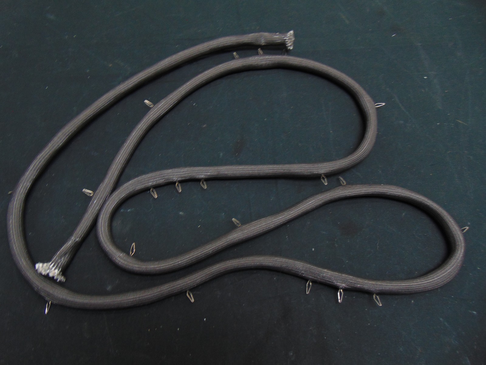 Frigidaire Gas Range FCRG3052BSD Door Seal 5304526243