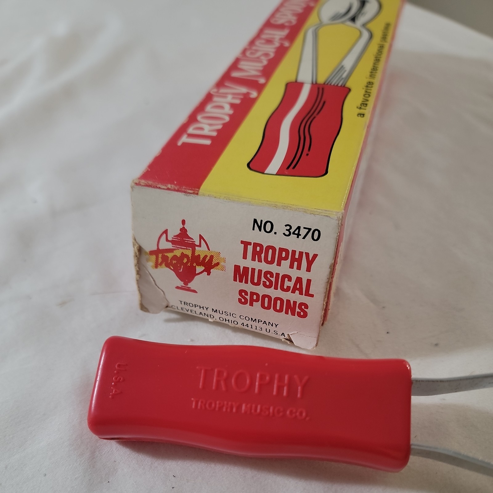 Vintage Trophy Musical Spoons ,Red