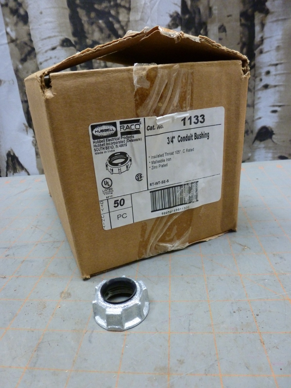Box of 50 Hubbell RACO® 1133 3/4" Zinc Plated Iron Threaded Conduit Bushing