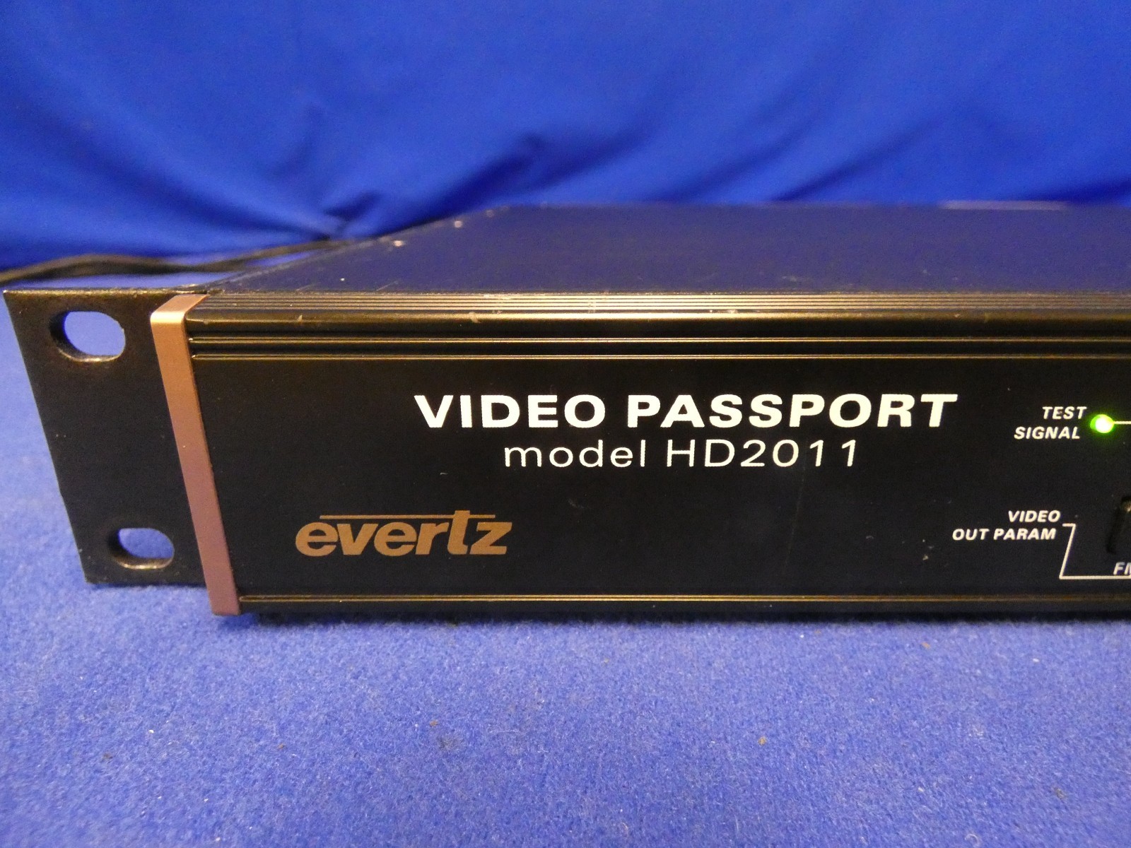 Evertz HD2011 Video Passport, Multi-Path Video Converter, Frame Sync Read Ad