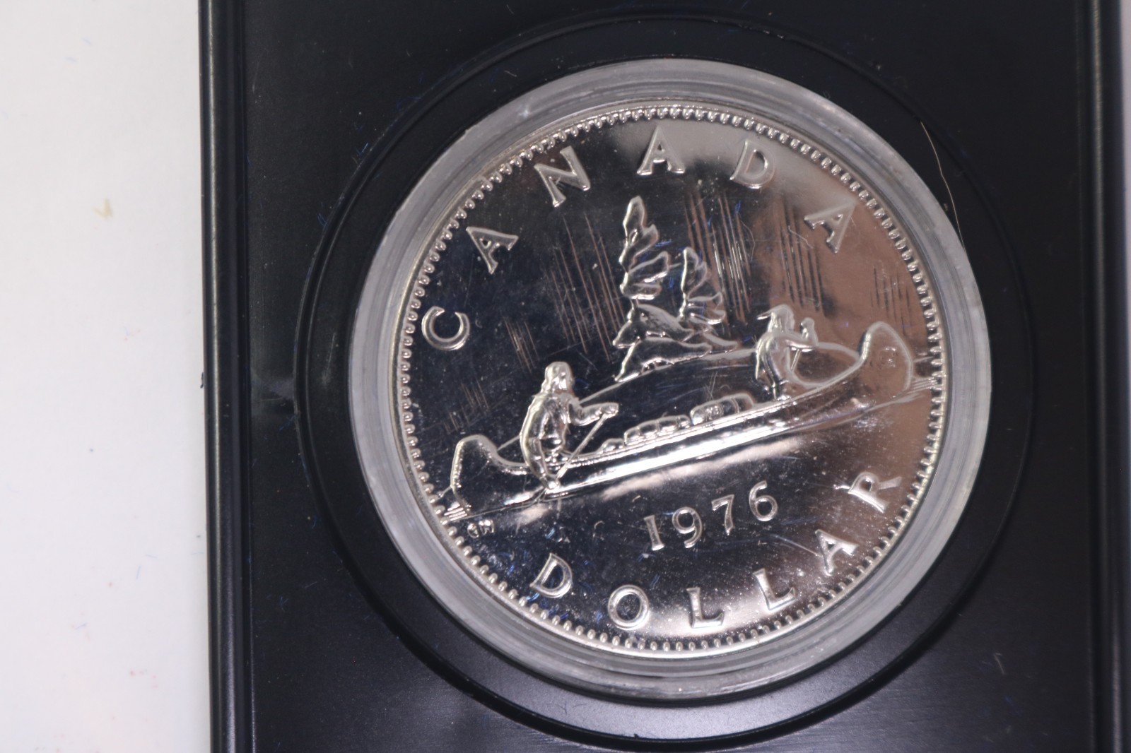 CANADA 1975 Voyageur Uncirculated $1 One Dollar