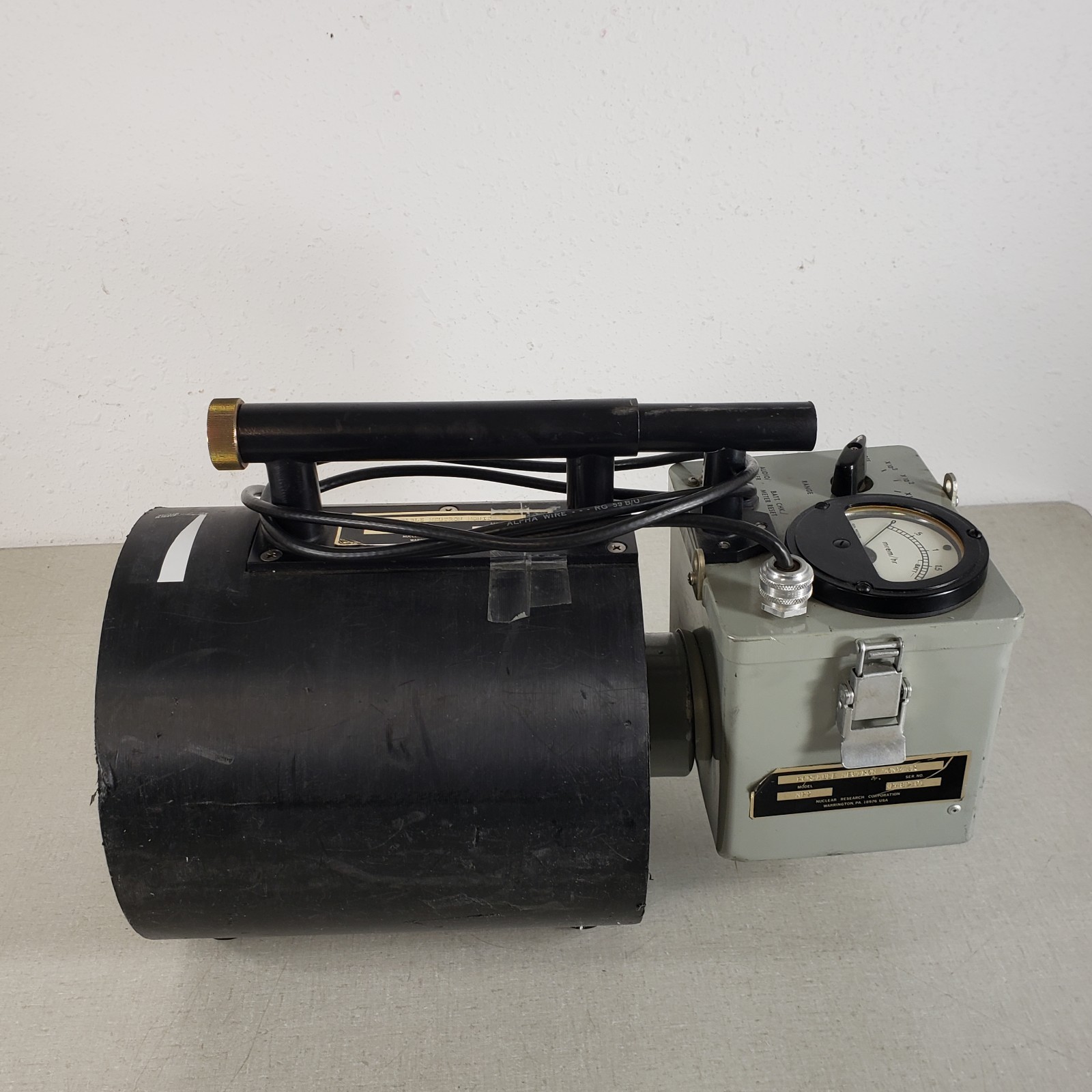 Nuclear Research NRC NP2 Portable REM Reading Neutron Monitor SNOOPY mrem/hr