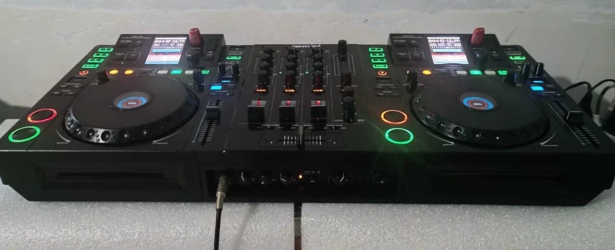1pcs Gemini cdm7000 DJ mixer