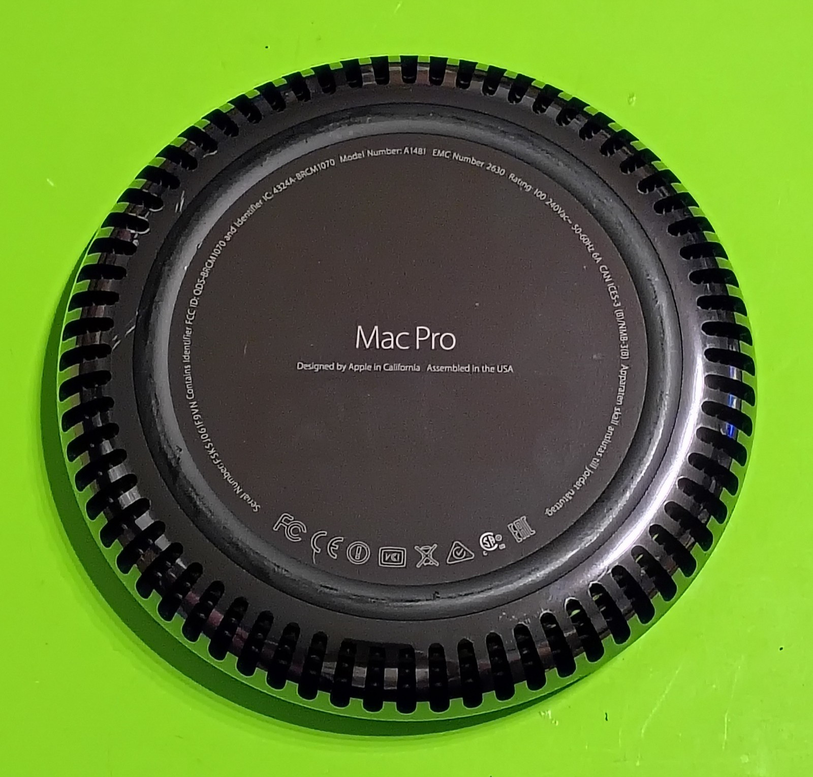 Mac Pro 2013 A1481 Bottom Cover Stand Housing Enclosure 923-0498 - Grade B