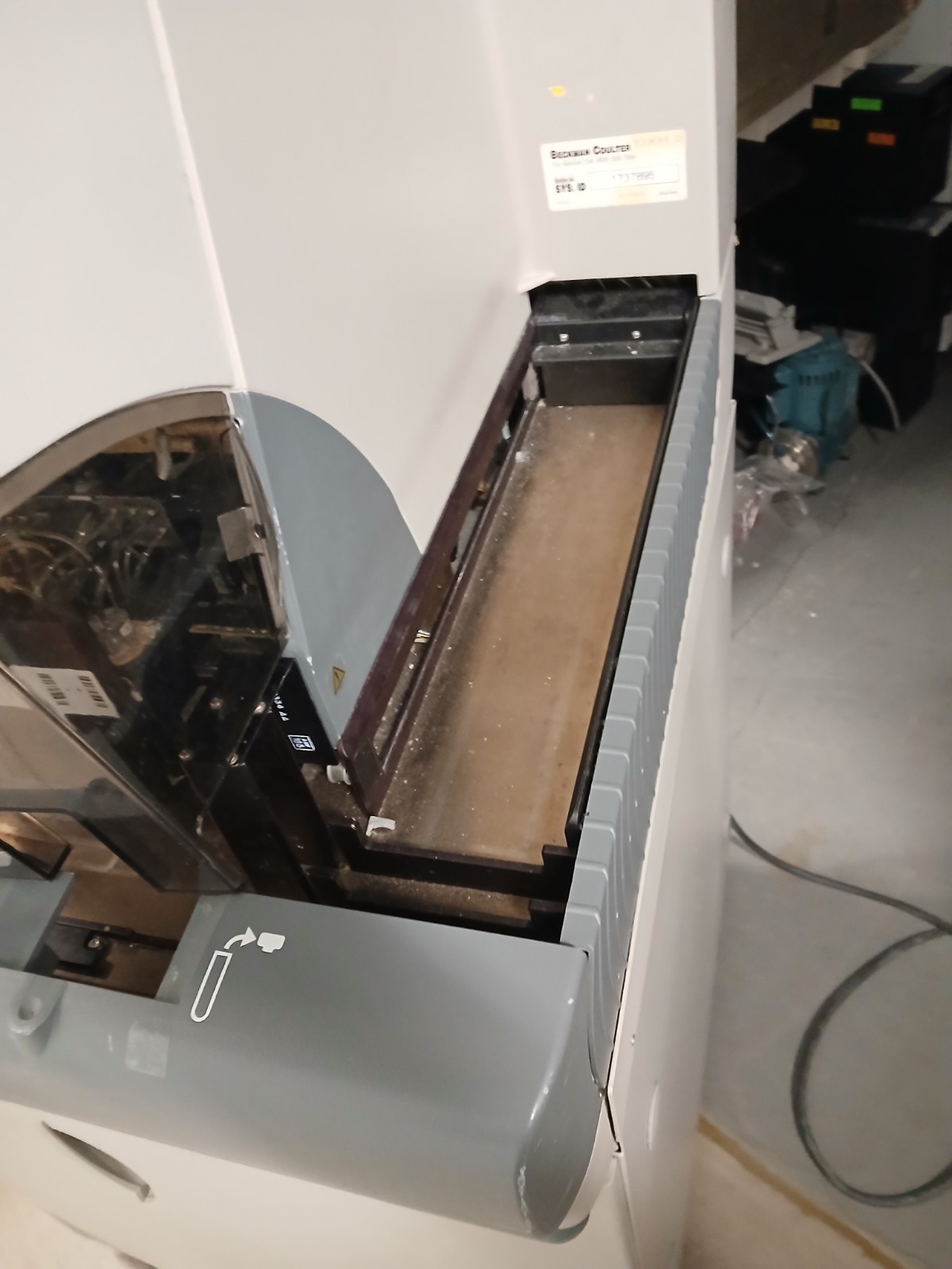 Beckman Coulter DxH 800 Cellular Analysis System with Computer/Software