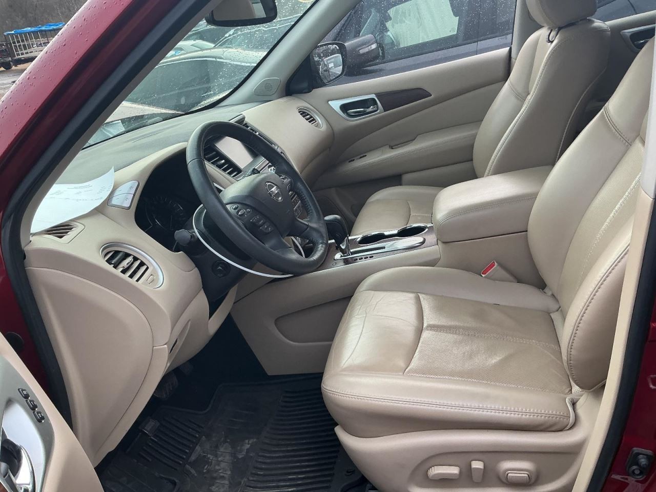 PATHFINDR 2018 Glove Box 4973711