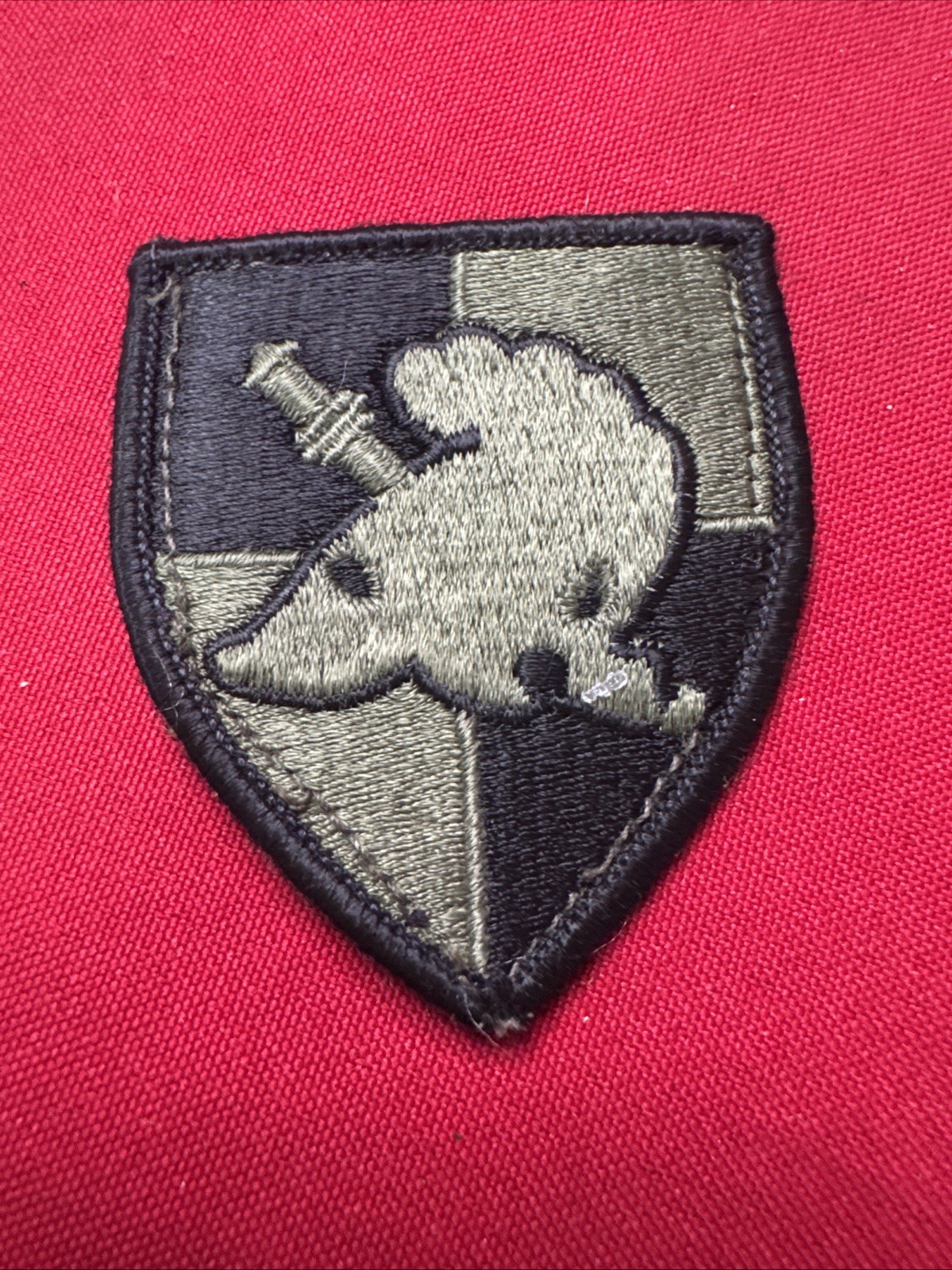 MILITARY PATCH US ARMY SUBDUED FOR SHOULDER SEW ON US MILITARY ACADEMY E797