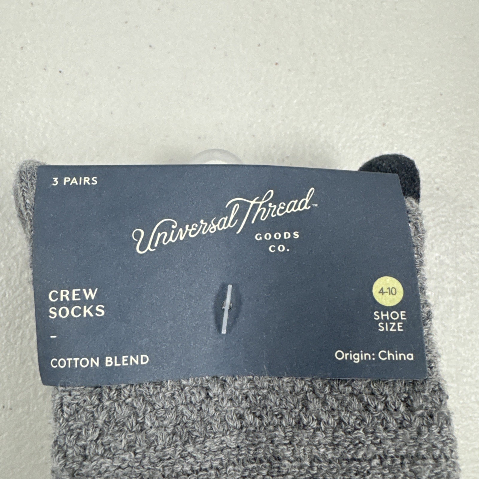 Universal Thread Goods Co Crew Socks 3 Pack Cotton Blend Size 4-10 Black/Gray