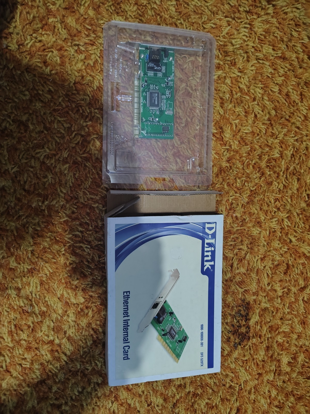 D-Link DFE-528TX PCI Wired 100 Mbps RJ-45 Ethernet Internal Card