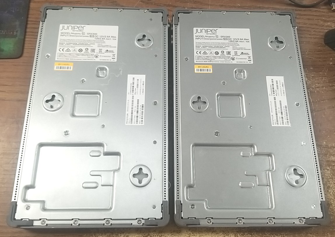 (X2) Juniper Networks SRX300 Services Gateway